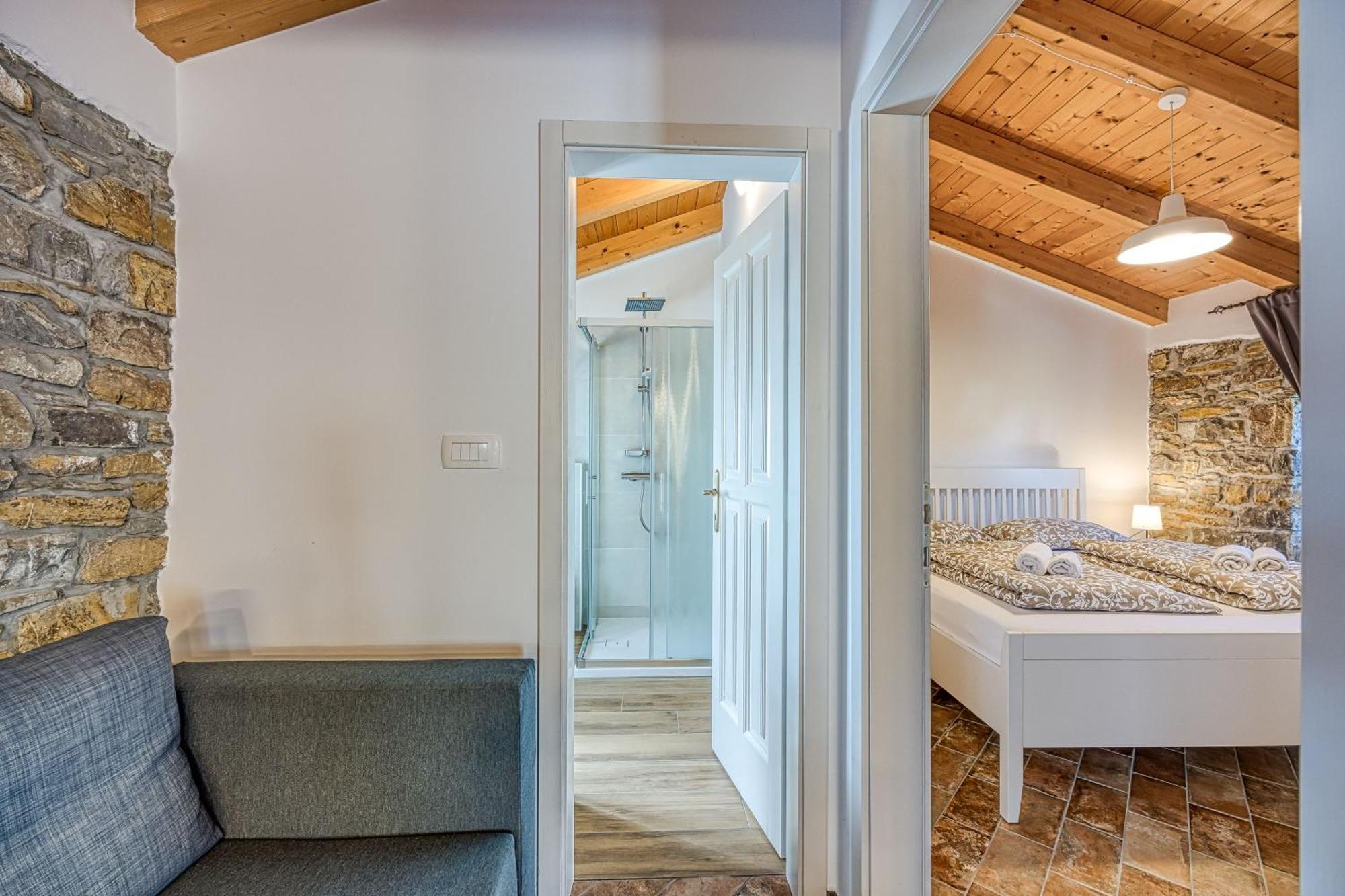 PobegiIstrian Casa Pr Mariciアパートメント エクステリア 写真